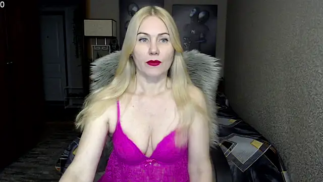 Snapshot of _Mire11a69 chatting on 01-22-25, 02:03 Mire11a69 online show from 01-22-25, 02:03