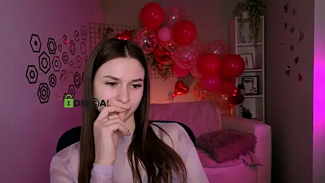 Snapshot of flora_ri chatting on 02-11-26, 02:39 flora ri online show from 02-11-26, 02:39