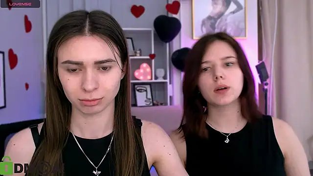 Snapshot of flora_ri chatting on 02-20-25, 05:09 flora ri online show from 02-20-25, 05:09