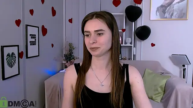 Snapshot of flora_ri chatting on 02-26-25, 06:04 flora ri online show from 02-26-25, 06:04