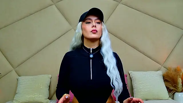 ChloeFrost online show from 02-09-26, 06:22