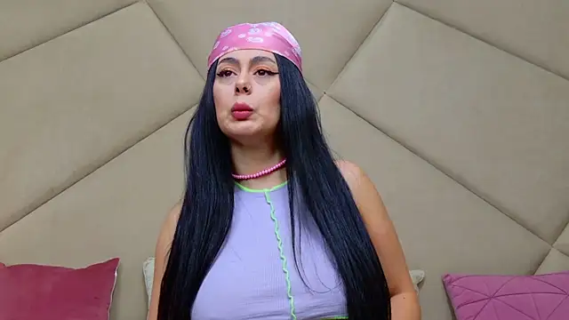 ChloeFrost online show from 11-26-25, 06:13