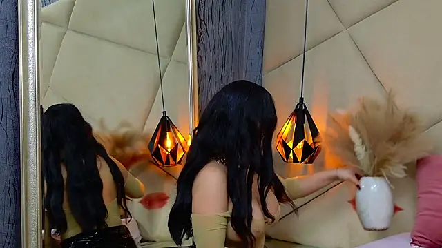 ChloeFrost online show from 11-23-25, 06:01