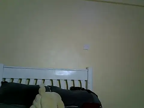 Snapshot of Vprettieeer chatting on 09-12-25, 04:18 Vprettieeer online show from 09-12-25, 04:18