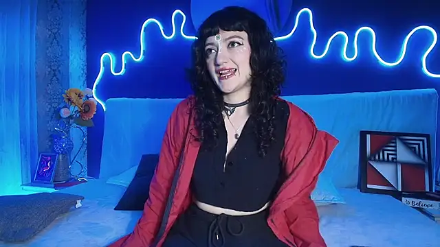 JeanneSabatier online show from 04-07-26, 07:37