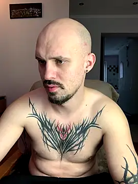 AssHunter4k online show from 12-17-25, 09:14