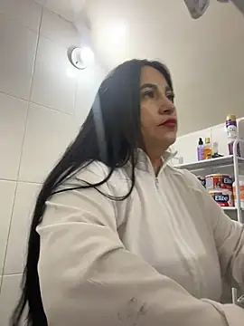 Miia Jazmin online show from 11-19-25, 05:02