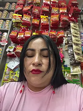 Snapshot of Miia_Jazmin chatting on 05-16-26, 04:06 Miia Jazmin online show from 05-16-26, 04:06
