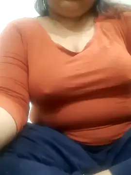 Snapshot of Hot_Juicy_Candy chatting on 09-28-25, 05:09 Hot Juicy Candy online show from 09-28-25, 05:09