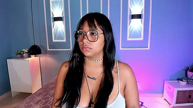isabella zc online show from 06-12-26, 11:41