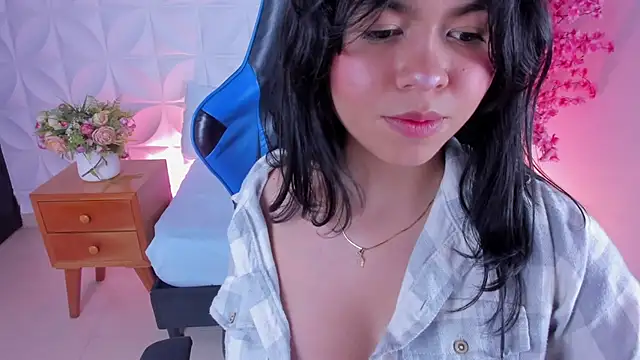 adarna13  online show from 11-29-25, 07:36