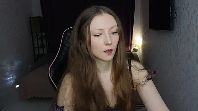 Snapshot of Sweeet_Lilit chatting on 05-21-26, 10:29 Sweeet Lilit online show from 05-21-26, 10:29