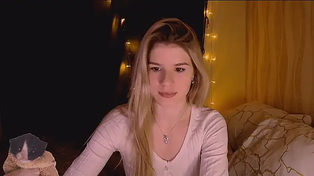 Melissa smith  online show from 11-30-25, 01:01