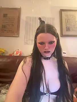 Snapshot of VenusandIppy chatting on 06-12-26, 08:45 VenusandIppy online show from 06-12-26, 08:45