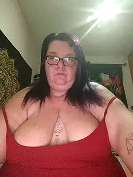 diosacurvy1984 online show from 02-26-26, 11:05