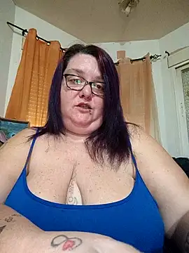 diosacurvy1984 online show from 02-22-26, 09:44