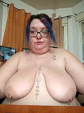 diosacurvy1984 online show from 03-16-26, 07:56