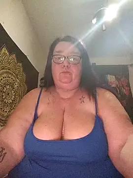 diosacurvy1984 online show from 02-22-26, 09:49