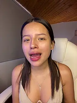 Sofia18 pinkk online show from 11-27-25, 08:53