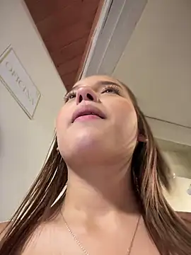 Sofia18 pinkk online show from 09-16-25, 09:38