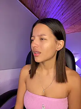 Sofia18 pinkk online show from 05-24-26, 12:32
