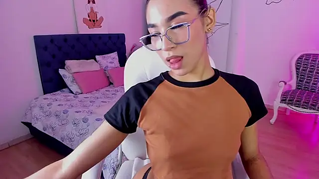 Snapshot of Dana_Paula chatting on 04-29-26, 11:47 Dana Paula online show from 04-29-26, 11:47