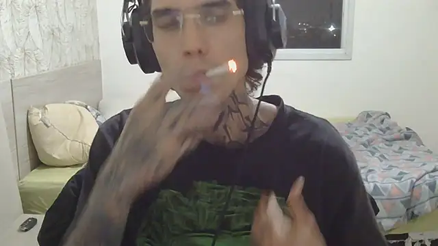 Snapshot of smokingink chatting on 07-01-26, 08:58 smokingink online show from 07-01-26, 08:58