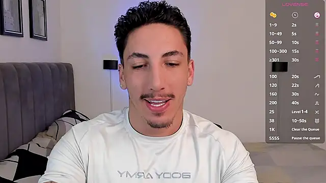 Snapshot of dylanspencer28 chatting on 03-04-25, 08:27 dylanspencer28 online show from 03-04-25, 08:27