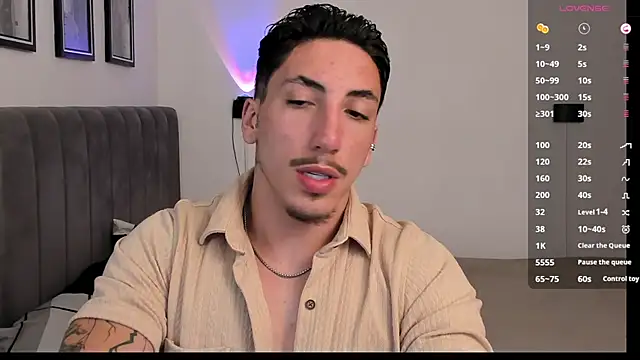 Snapshot of dylanspencer28 chatting on 02-19-25, 07:26 dylanspencer28 online show from 02-19-25, 07:26