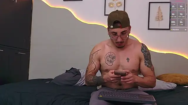 dylanspencer28 online show from 05-24-26, 03:50