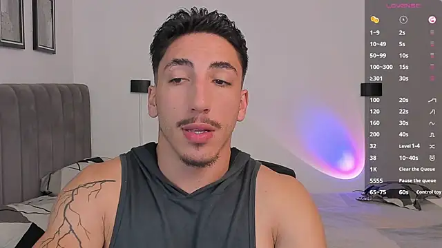 Snapshot of dylanspencer28 chatting on 02-10-25, 10:30 dylanspencer28 online show from 02-10-25, 10:30