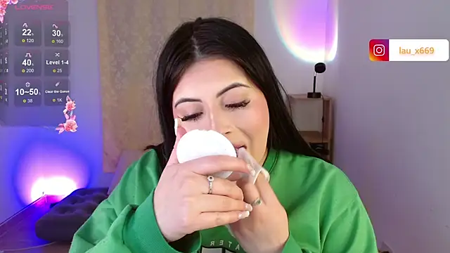 isabella1616 online show from 12-02-25, 02:34