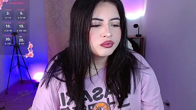 isabella1616 online show from 06-07-26, 03:56
