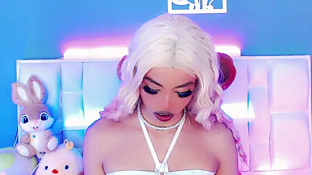 Snapshot of Arlet_Zenere chatting on 01-17-25, 09:39 Arlet Zenere online show from 01-17-25, 09:39