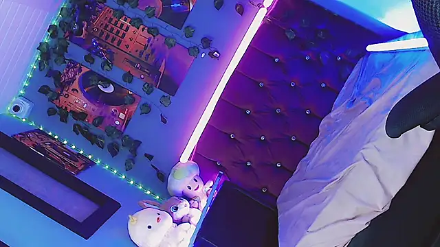 Snapshot of Arlet_Zenere chatting on 02-08-25, 09:13 Arlet Zenere online show from 02-08-25, 09:13