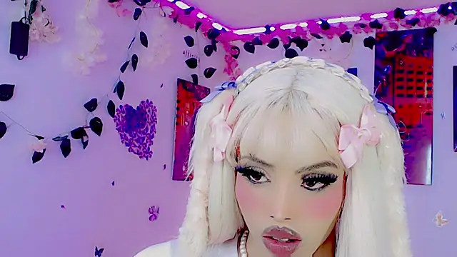 Snapshot of Arlet_Zenere chatting on 03-22-25, 06:43 Arlet Zenere online show from 03-22-25, 06:43