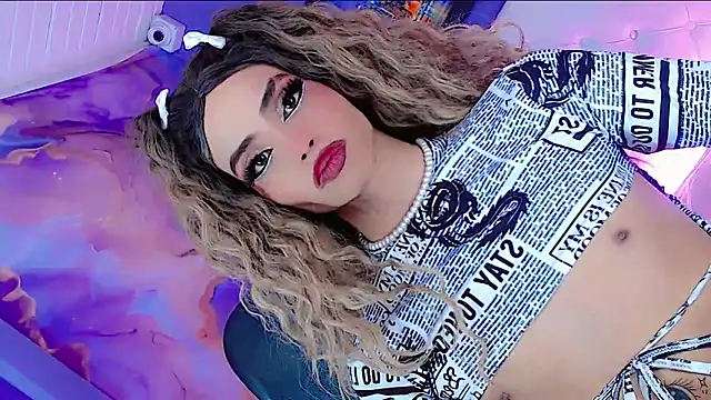 Snapshot of Arlet_Zenere chatting on 01-22-25, 02:24 Arlet Zenere online show from 01-22-25, 02:24