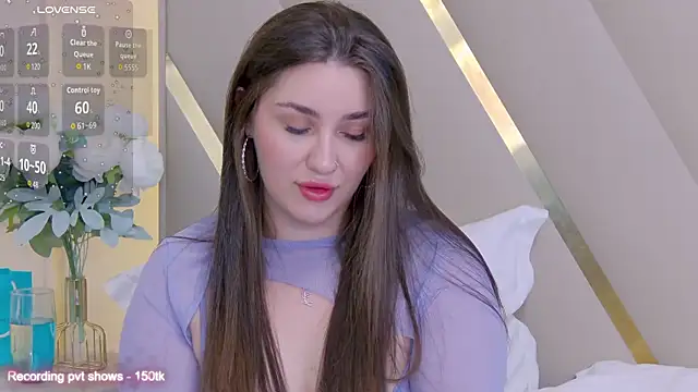 KiraBarlows online show from 10-26-25, 07:09