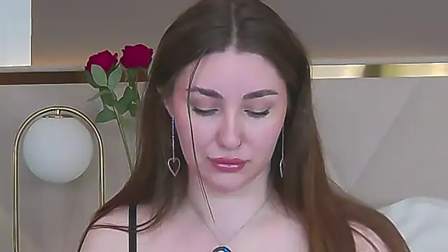 KiraBarlows online show from 05-31-26, 07:14