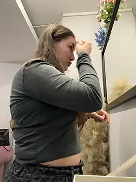 KiraBarlows online show from 09-27-25, 04:40