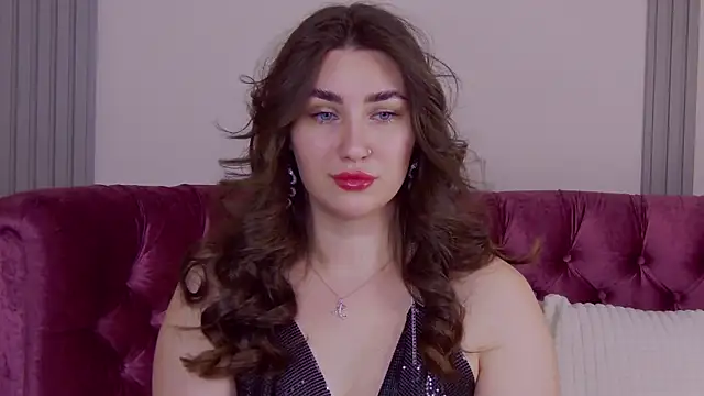 KiraBarlows online show from 11-12-25, 08:45