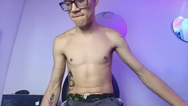 wolfandsky online show from 10-21-25, 11:31