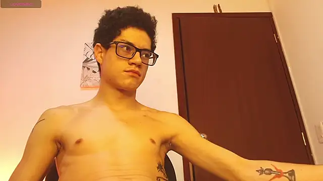 wolfandsky online show from 11-15-25, 12:20