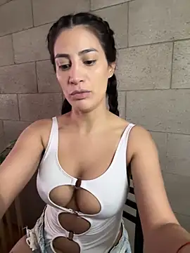 Snapshot of Putitatease chatting on 09-11-25, 02:17 Putitatease online show from 09-11-25, 02:17