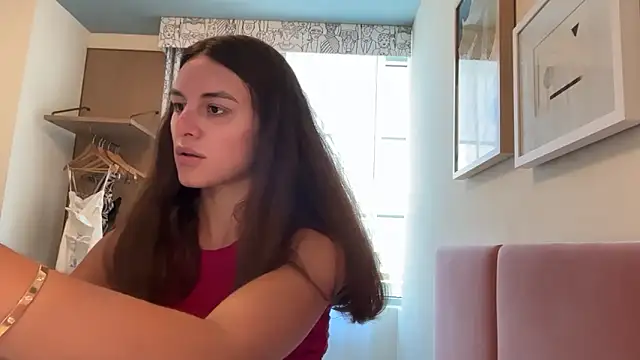graciesmith27 online show from 05-10-26, 06:32