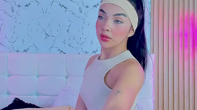 Snapshot of GABRIELAM_MS chatting on 02-26-25, 03:03 GABRIELAM MS online show from 02-26-25, 03:03