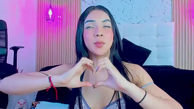 Snapshot of GABRIELAM_MS chatting on 02-19-25, 02:01 GABRIELAM MS online show from 02-19-25, 02:01