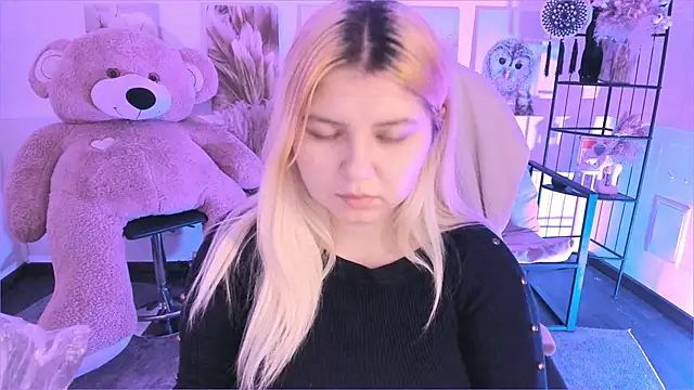 DiaAngell online show from 01-08-26, 10:27