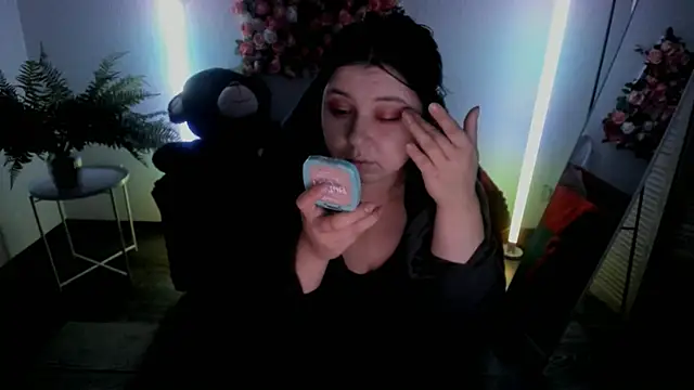 Snapshot of DiaAngell chatting on 06-05-26, 10:37 DiaAngell online show from 06-05-26, 10:37