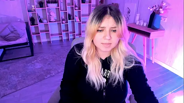 DiaAngell online show from 11-09-25, 07:56